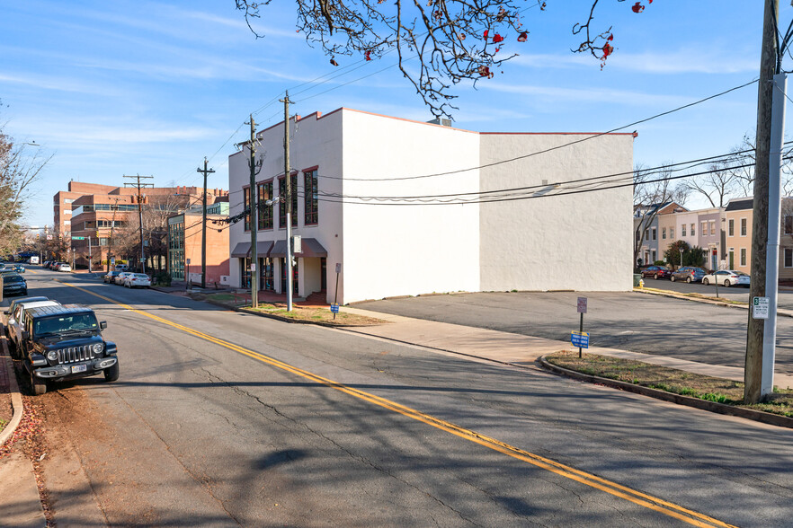 216 S Peyton St, Alexandria, VA for sale - Building Photo - Image 2 of 28