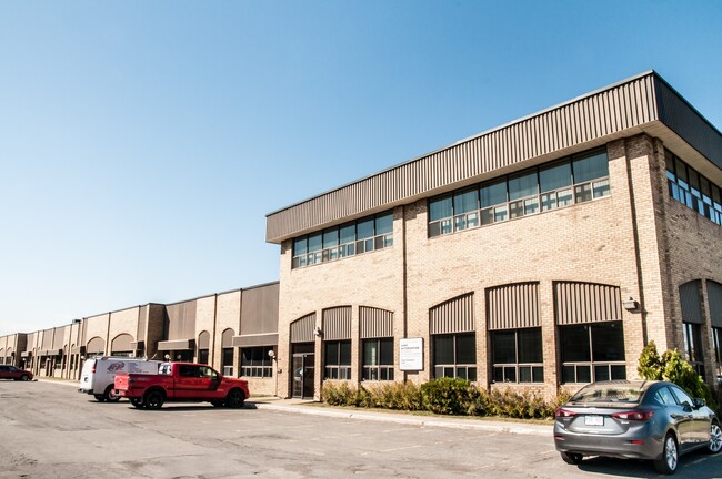 Plus de détails pour 8170 Ch Montview, Mont-Royal, QC - Bureau à louer