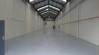 Plus de détails pour 209-217 Avenue De La République, Épinay-sur-Seine - Local d'activités, Industriel à louer