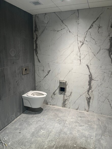 3708-3710 Bergenline Ave, Union City, NJ for lease - Interior Photo - Image 3 of 5