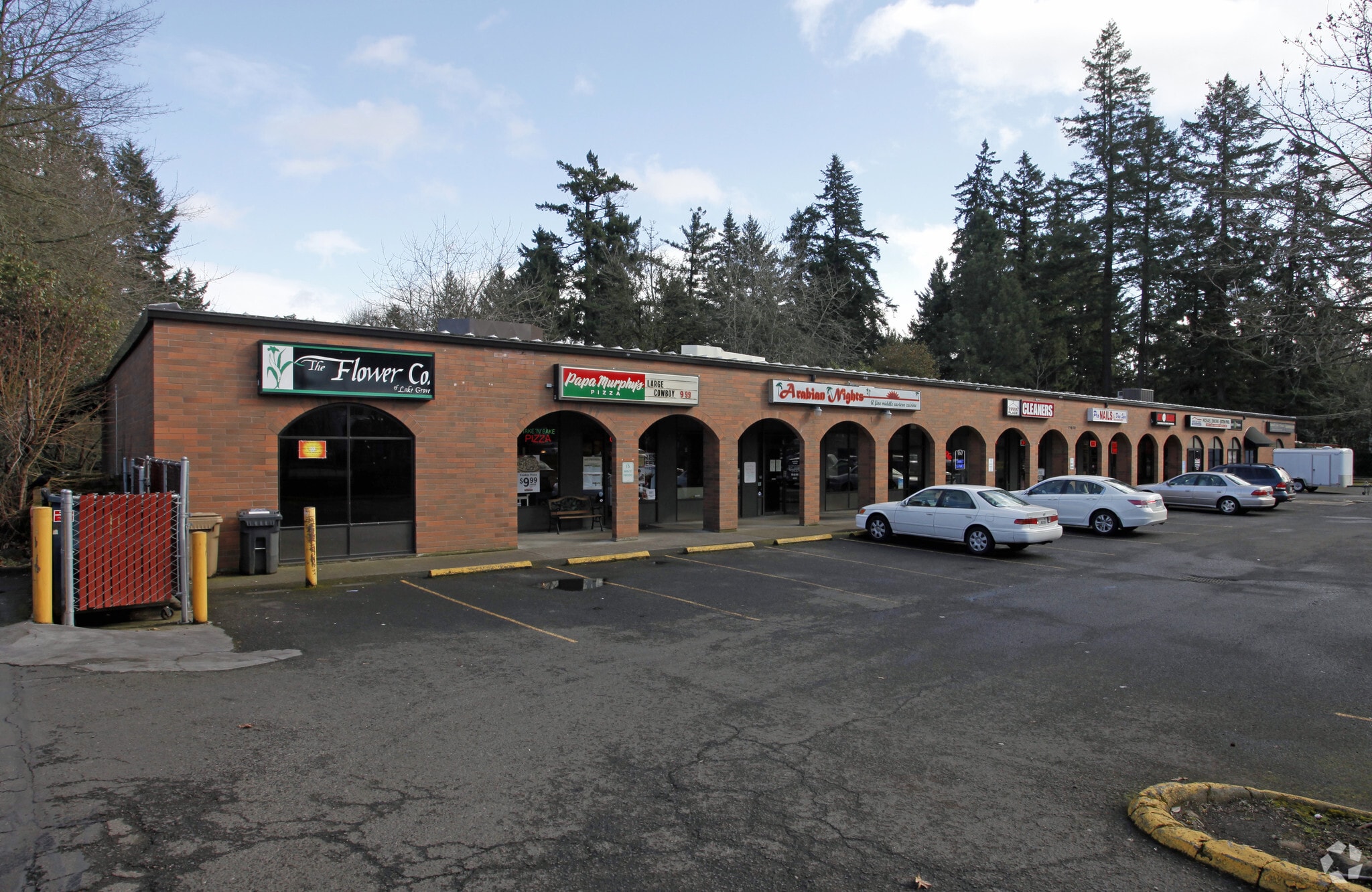15630 SW Boones Ferry Rd, Lake Oswego, OR for lease Primary Photo- Image 1 of 10