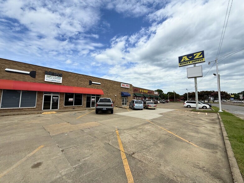 635-645 Highway 1 S, Greenville, MS à vendre - Photo du bâtiment - Image 2 de 4