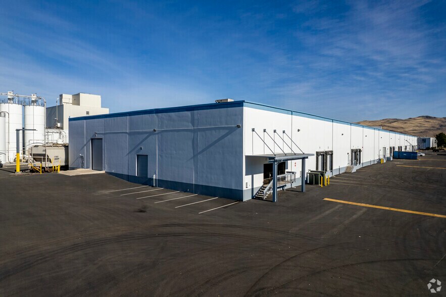 960-990 E Greg St, Sparks, NV à louer - Photo principale - Image 3 de 13