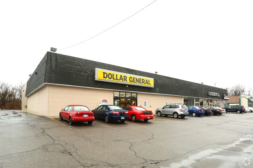 4359 W Saginaw Hwy, Lansing, MI for lease - Primary Photo - Image 1 of 10