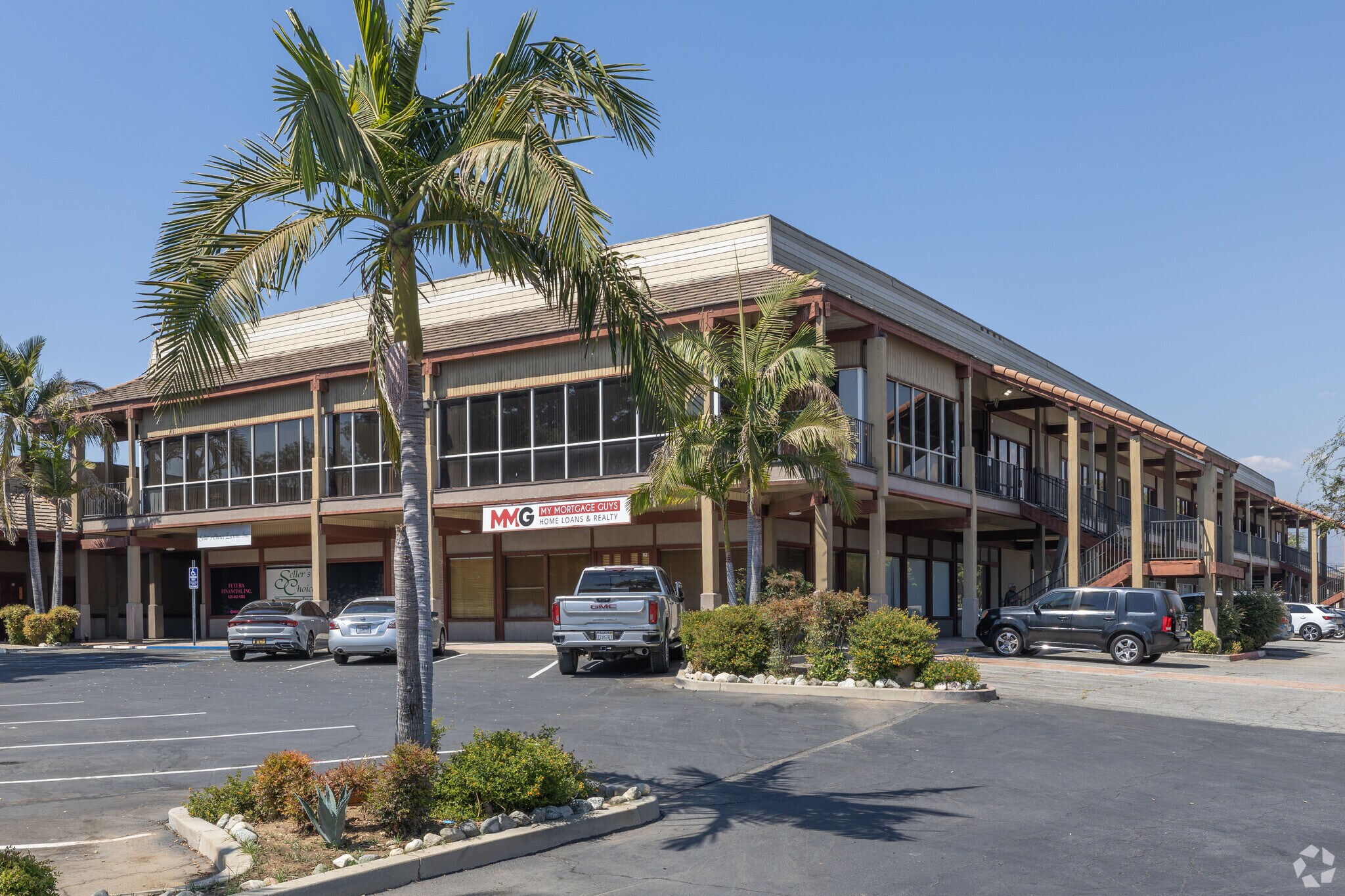 750 Terrado Plz, Covina, CA for lease Primary Photo- Image 1 of 10