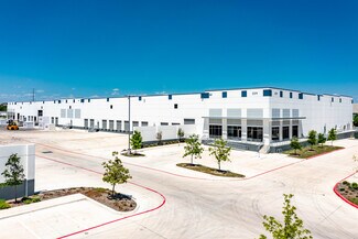 Plus de détails pour 3319 N Panam Expy, San Antonio, TX - Industriel à louer