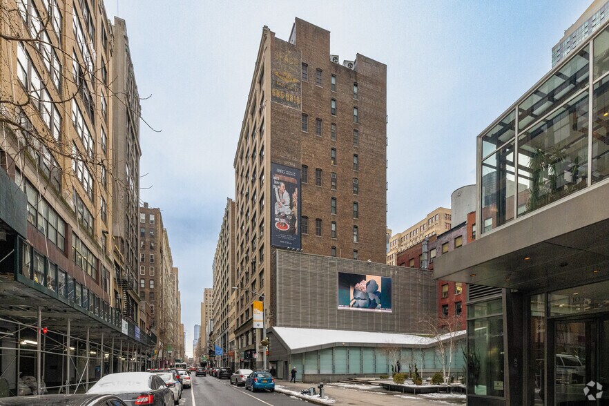 115 W 29th St, New York, NY à vendre - Photo du bâtiment - Image 2 de 39