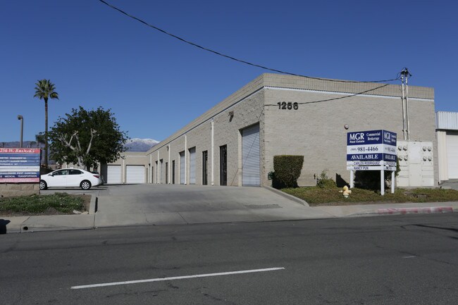Plus de détails pour 1256 W Brooks St, Ontario, CA - Industriel à louer