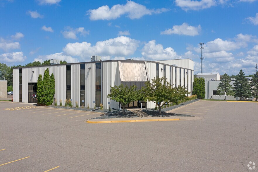 899 W Highway 96, Shoreview, MN à louer - Photo principale - Image 1 de 16
