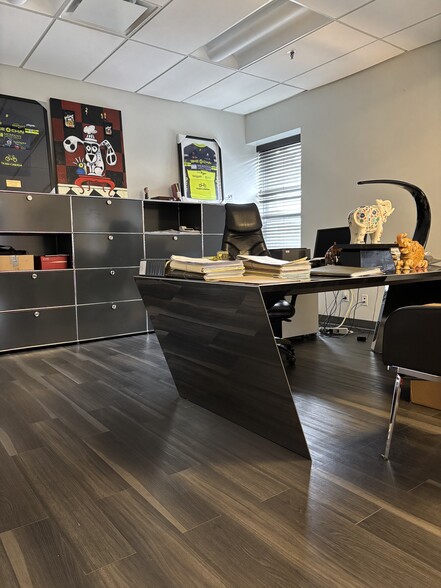 1090 Rue de l'Église, Montréal, QC for lease - Building Photo - Image 3 of 3