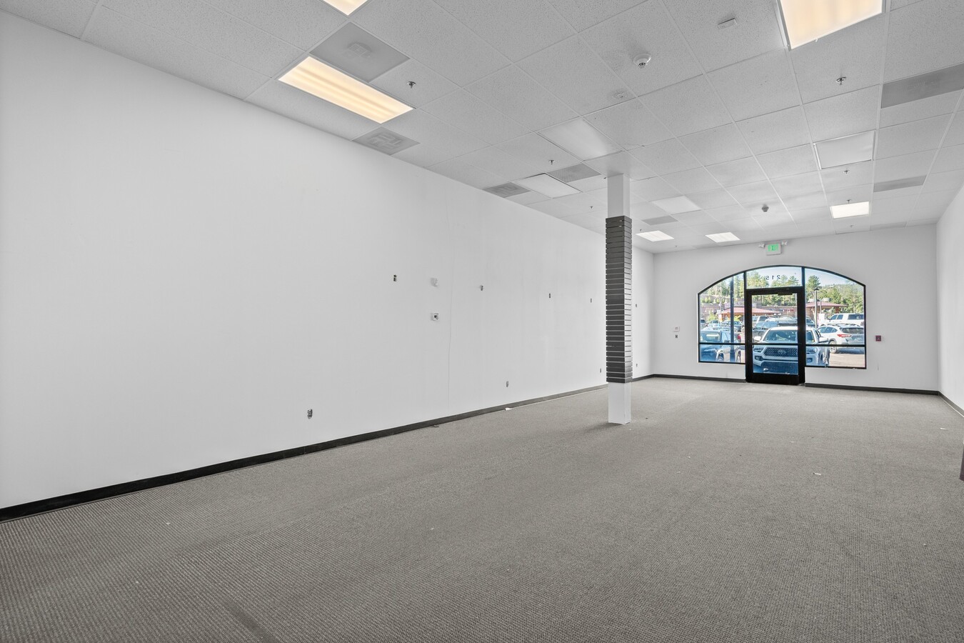 27122 Main St, Conifer, CO 80433 - Unit Building J - - Interior Photo - Image 1 of 1
