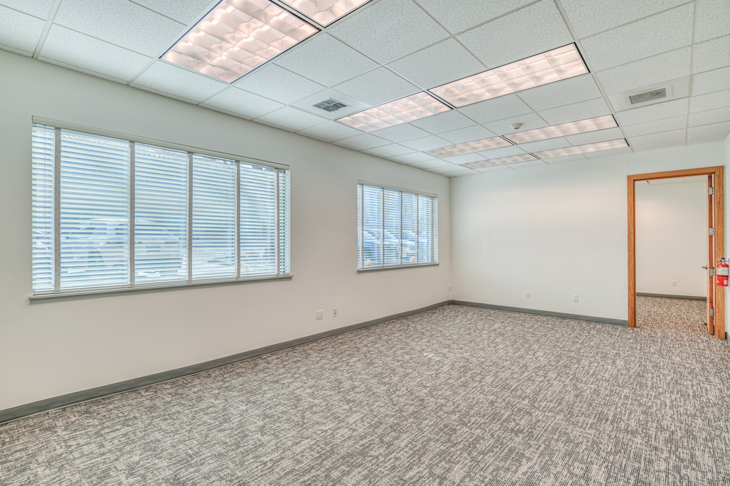 296 SW Columbia St, Bend, OR for lease Interior Photo- Image 1 of 5