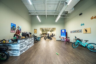 2356-2416 N Old Mill Loop, Coeur d'Alene, ID for lease Interior Photo- Image 1 of 7
