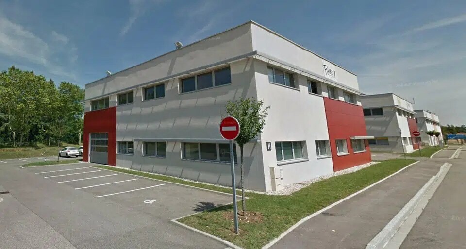 50 Rue Jean Zay, Saint-Priest for lease - Building Photo - Image 2 of 7