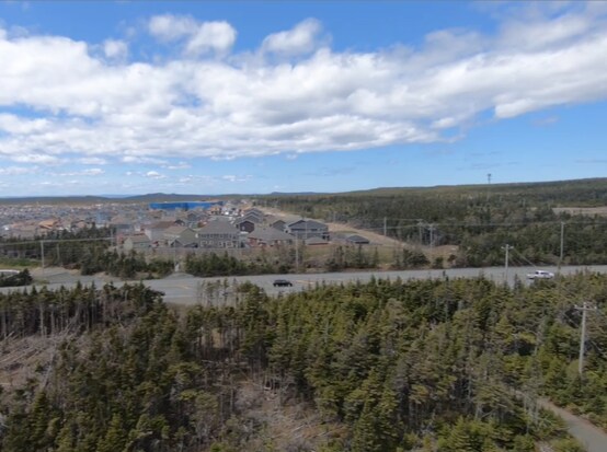 727 Kenmount Rd, Mt Pearl, NL à vendre - Photo du bâtiment - Image 2 de 4