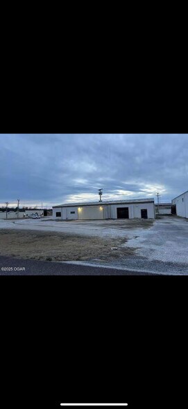 108 Dairy st, Monett, MO à vendre - Photo du bâtiment - Image 3 de 18