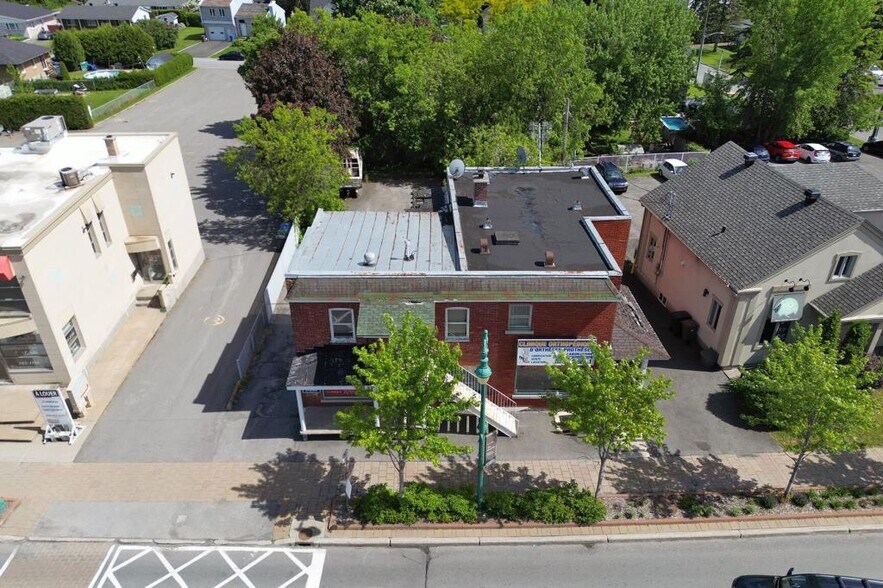 470Z Rue Notre-Dame, Lavaltrie, QC for sale - Building Photo - Image 2 of 4