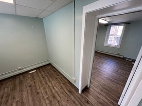 62 Washington St, Middletown, CT à louer Photo intérieure- Image 2 de 5