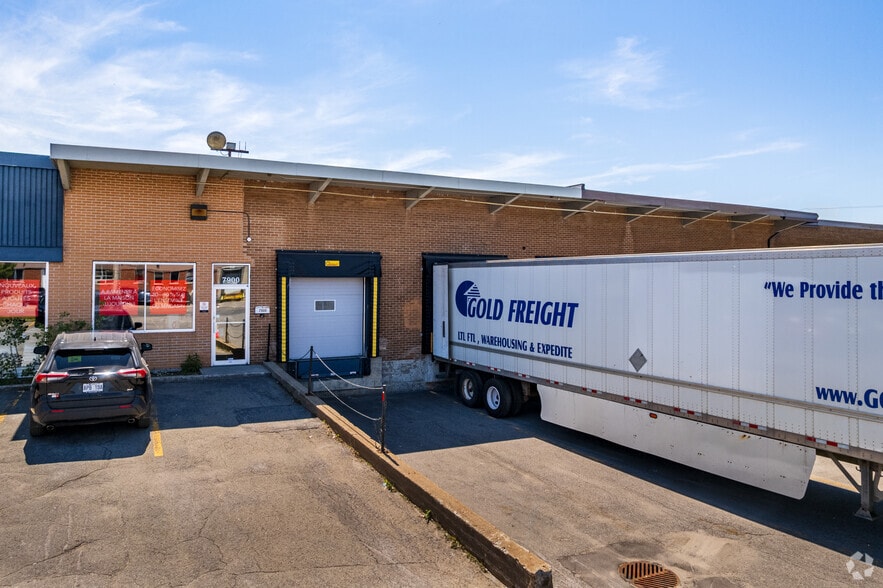 5600-5620 Rue Ferrier, Mt Royal, QC for lease - Building Photo - Image 2 of 5