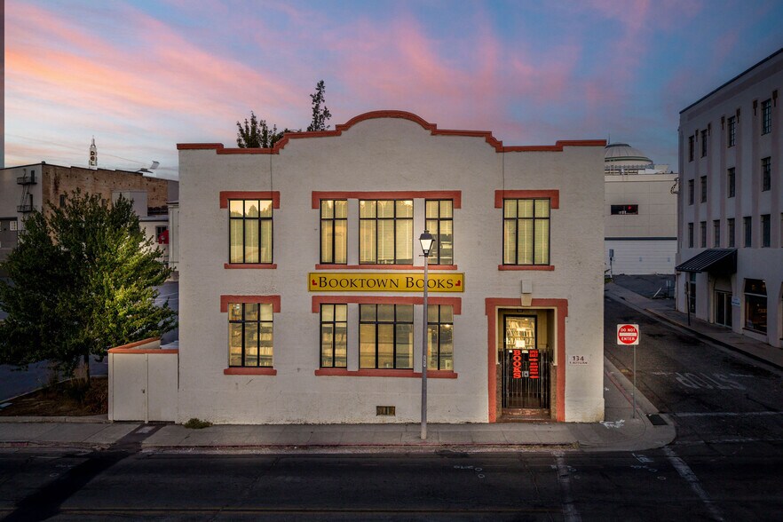 107 Bank St, Grass Valley, CA à vendre - Photo du bâtiment - Image 1 de 44