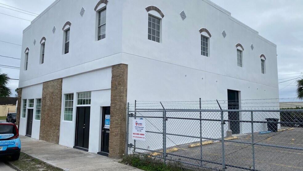 1902 W Main St, Tampa, FL à louer - Photo du bâtiment - Image 2 de 10