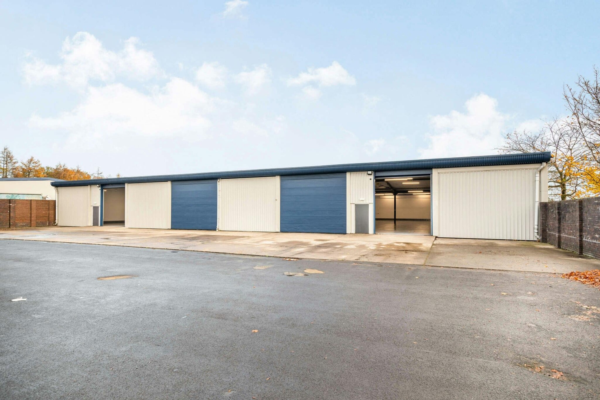 1-7 Napier Pl, Cumbernauld for lease Building Photo- Image 1 of 11