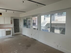 820 Manhattan Ave, Manhattan Beach, CA for lease Interior Photo- Image 1 of 8