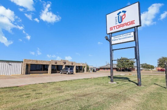1832 Fm-66, Waxahachie, TX à louer - Photo du bâtiment - Image 2 de 11