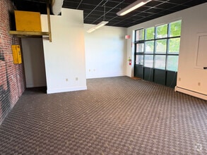 19 Arbor St, Portland, ME for lease Interior Photo- Image 2 of 4