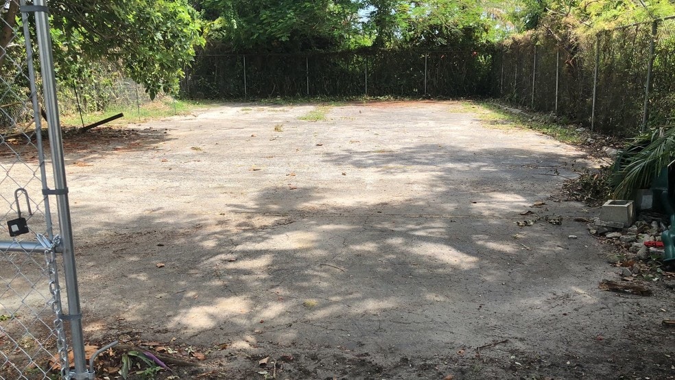 46 NE 82nd St, Miami, FL for sale - Primary Photo - Image 1 of 12