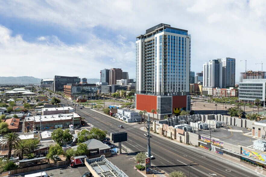 817 N 6th St, Phoenix, AZ à louer - Aérien - Image 3 de 37