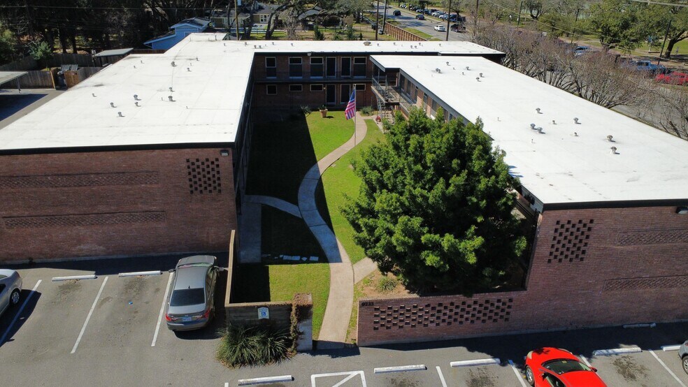 9733 Neuens Rd, Houston, TX à vendre - Aérien - Image 3 de 9