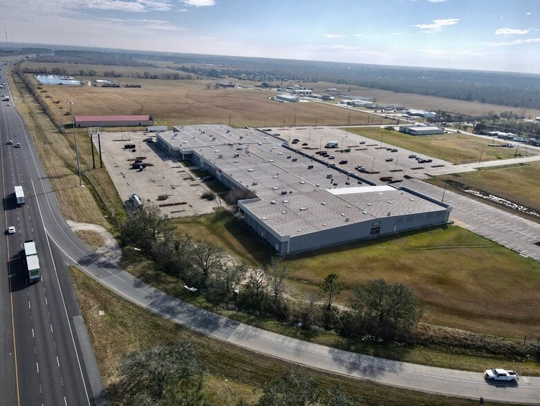 800 Calcasieu Rd, Iowa, LA for lease - Aerial - Image 3 of 8