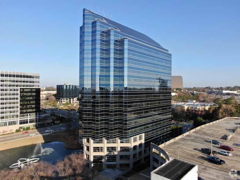 7000 Central Pky NE, Atlanta, GA for lease - Building Photo - Image 2 of 16