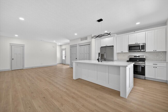 Plus de détails pour 326 N Jefferson St, Bloomington, IN - Multi-résidentiel à vendre