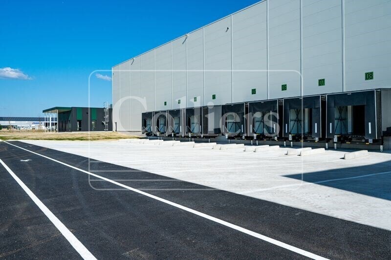 Avenue Joseph Cartier, Beaucaire for lease - Building Photo - Image 2 of 8