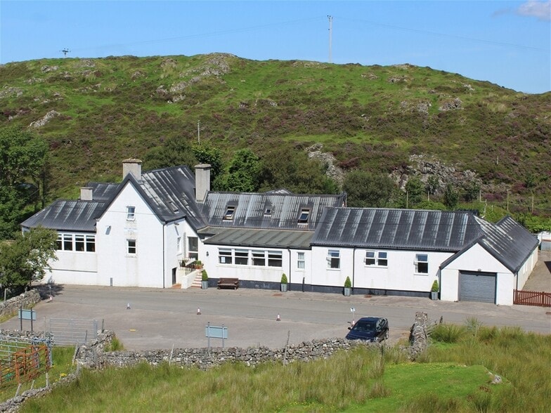 Drumbeg Hotel, Lairg à vendre - Photo du bâtiment - Image 1 de 29