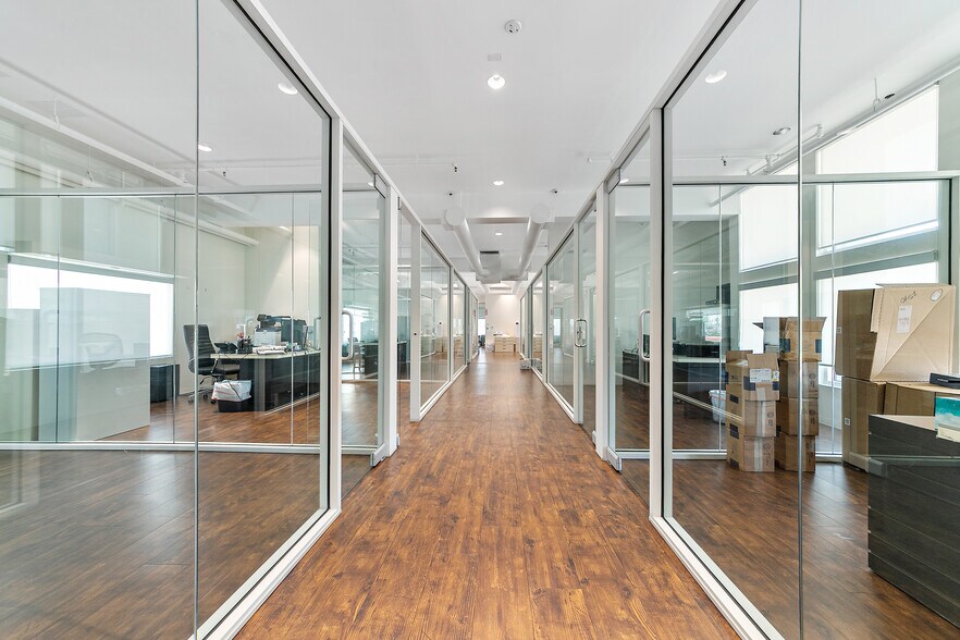 2034 Cotner Ave, Los Angeles, CA à louer - Photo du bâtiment - Image 2 de 16