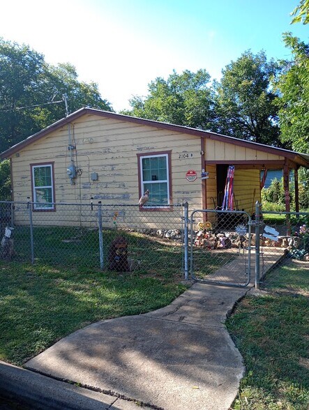 2104 Taft St, Fort Worth, TX à vendre - Photo principale - Image 1 de 3