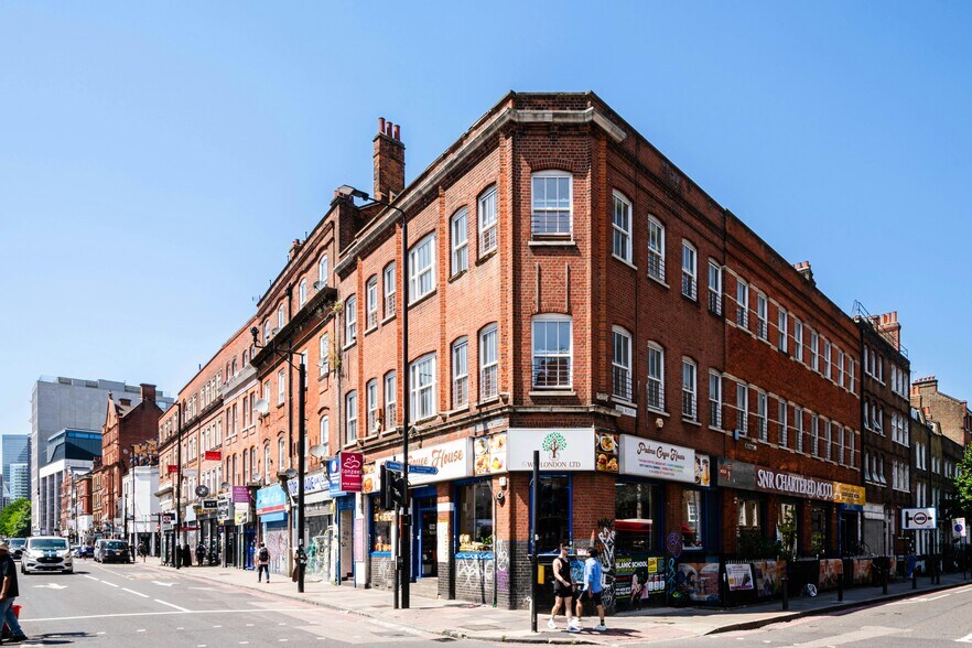 147-151 Commercial Rd, Londres à louer - Photo du bâtiment - Image 2 de 6