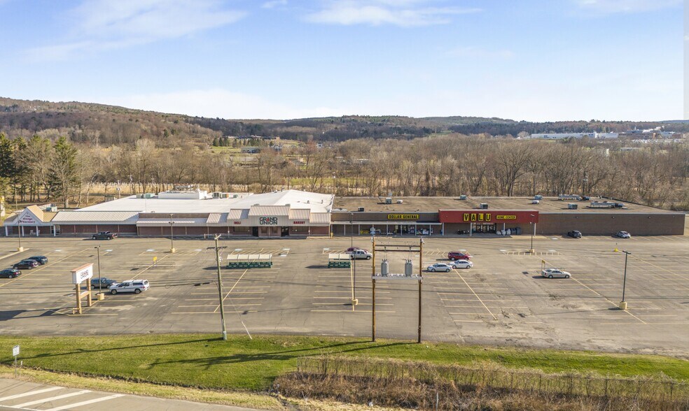 1135-1149 State Route 17C, Owego, NY for lease - Building Photo - Image 2 of 5