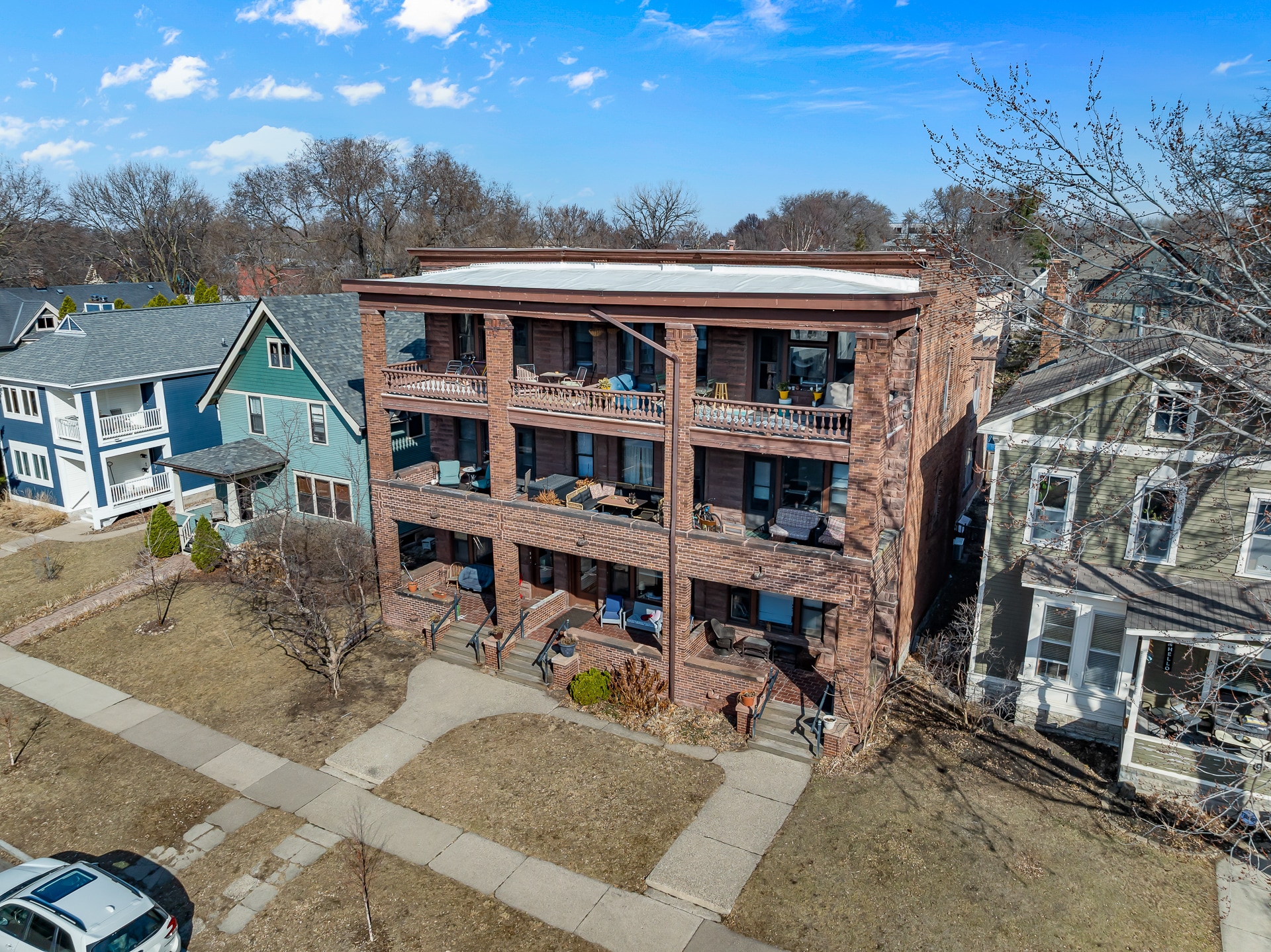 583 Holly Ave, Saint Paul, MN for sale Building Photo- Image 1 of 44