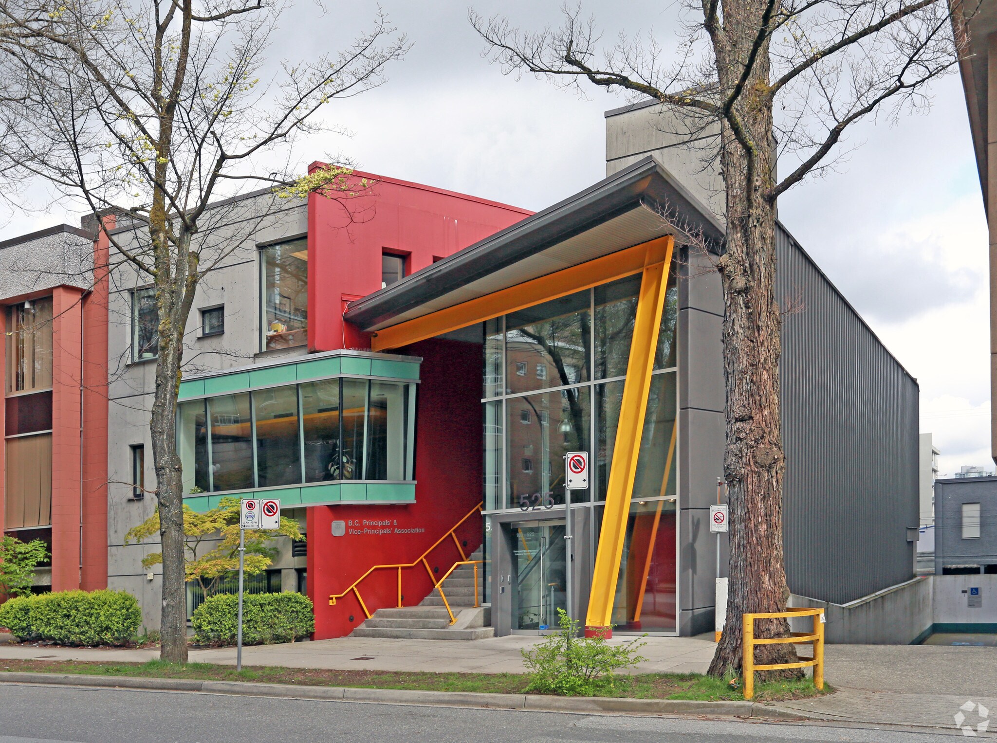 525 W 10th Ave, Vancouver, BC à vendre Photo principale- Image 1 de 1