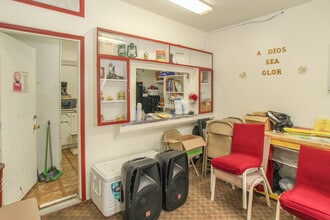 813-815 E 4th St, Bethlehem, PA for lease Interior Photo- Image 1 of 4