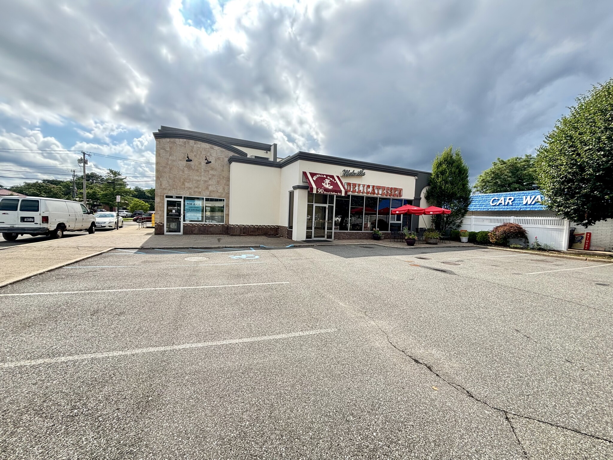 90 Broadhollow Rd, Melville, NY for lease Building Photo- Image 1 of 10
