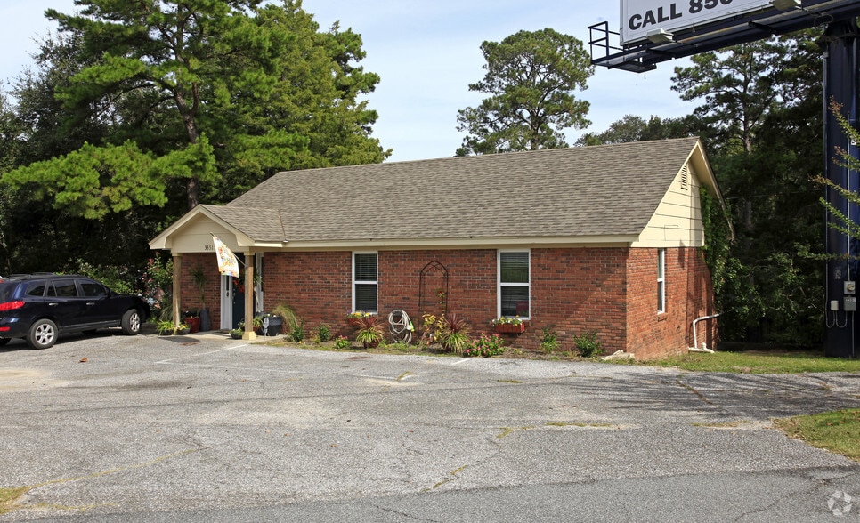 3351 N Monroe St, Tallahassee, FL for sale - Primary Photo - Image 2 of 11
