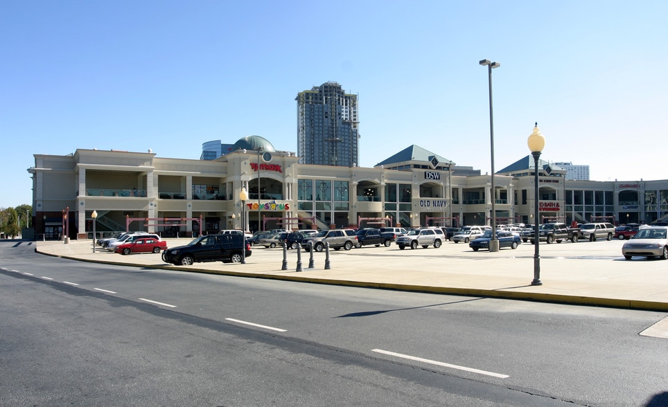 1 Buckhead Loop, Atlanta, GA for lease - Building Photo - Image 2 of 21