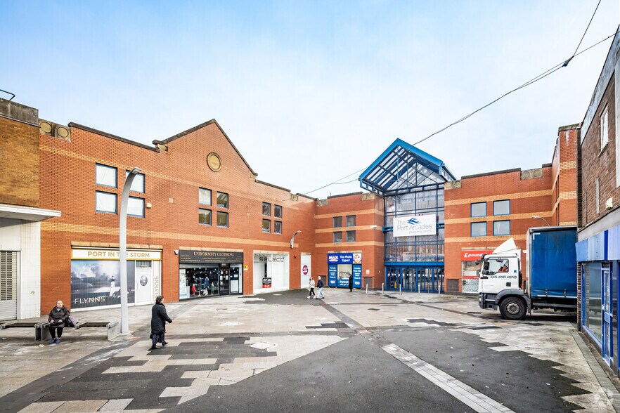 Mercer Walk, Ellesmere Port à louer - Photo du bâtiment - Image 2 de 3