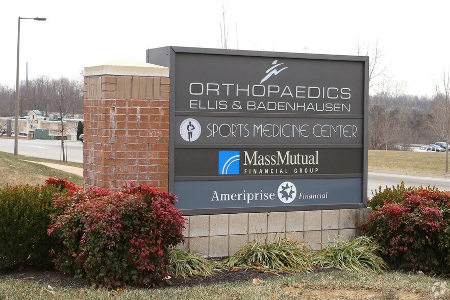 13151 Magisterial Dr, Louisville, KY à louer - Autre - Image 2 de 5