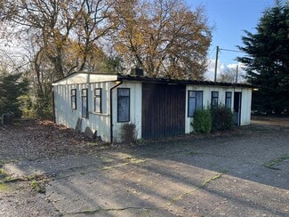 Plus de détails pour 57 Broomfield Dr, Fordingbridge - Local d'activités à louer